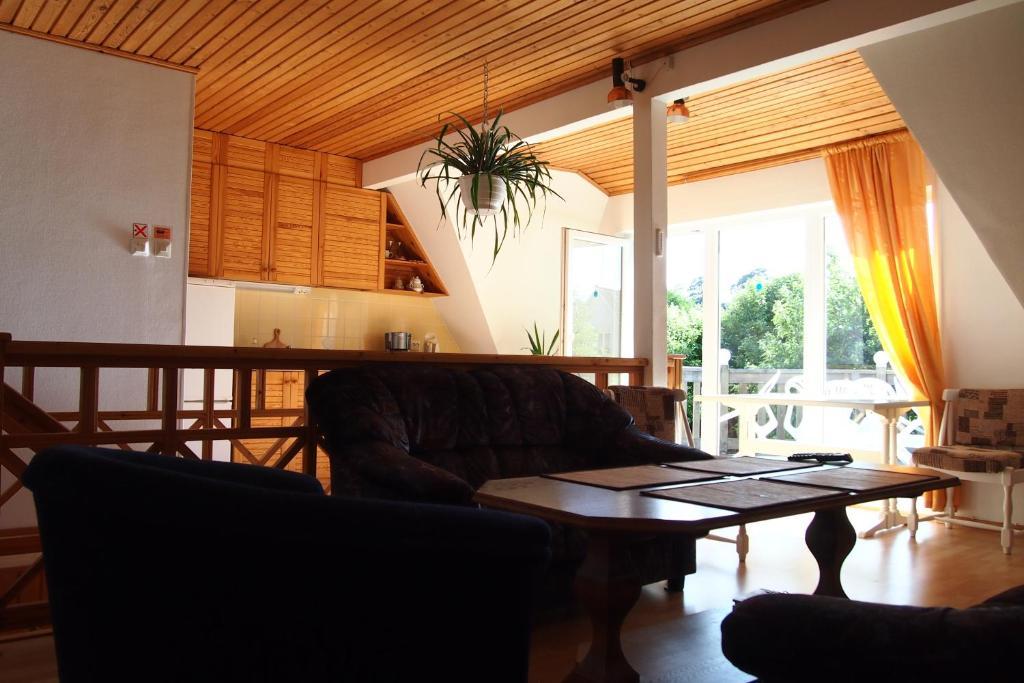 Maenni Guesthouse Хаапсалу Номер фото